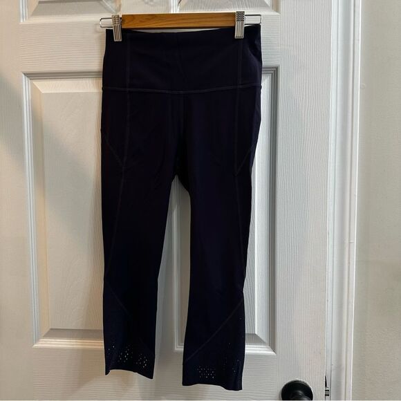 Lululemon Anew Crop 21" leggings in navy size 6 - Picture 2 of 10